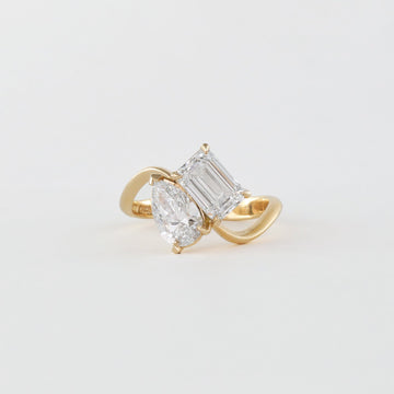 1.0CT-2.0CT Pear & Emerald Cut Toi et Moi Diamond Engagement Ring | Two Stone Ring