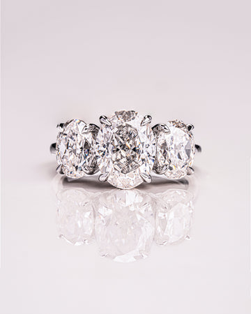 1.0-3.0 CT Oval E/VS1 CVD Diamond Three Stone Engagement Ring