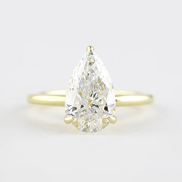 1.60 Ct Pear Solitaire Moissanite Diamond Engagement Ring