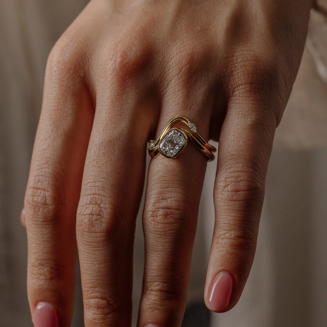 1.50CT-2.50CT Cushion Cut Diamond Unique Curved Engagement Ring