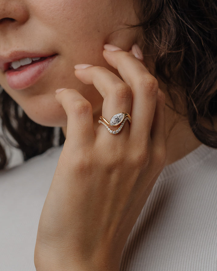 1.0CT-2.0CT Marquise Cut Moissanite Diamond Unique Engagement Ring