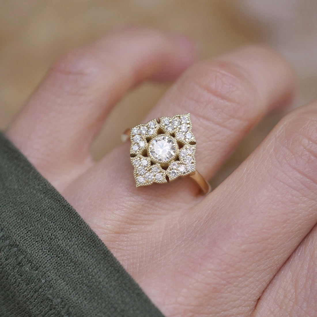 0.45ct Round Cut Moissanite Art Deco Diamond Vintage Engagement Ring