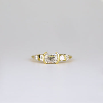 1.0CT-2.0CT Cushion/Scissor Cut Unique Diamond Engagement Ring