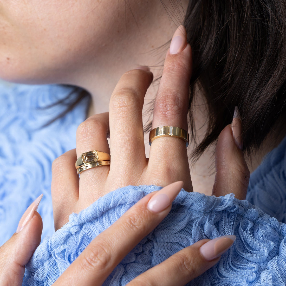 1.0CT-2.0CT East-West Emerald Cut Moissanite Champagne Diamond Engagement Ring