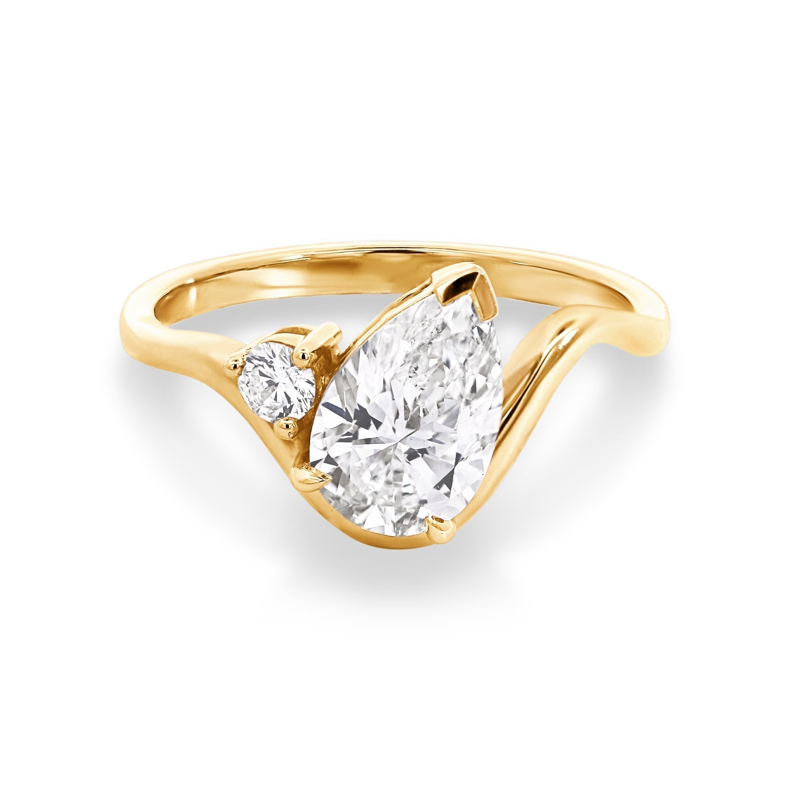 1.50CT-2.50CT Pear Cut Moissanite Diamond Unique Curved Engagement Ring