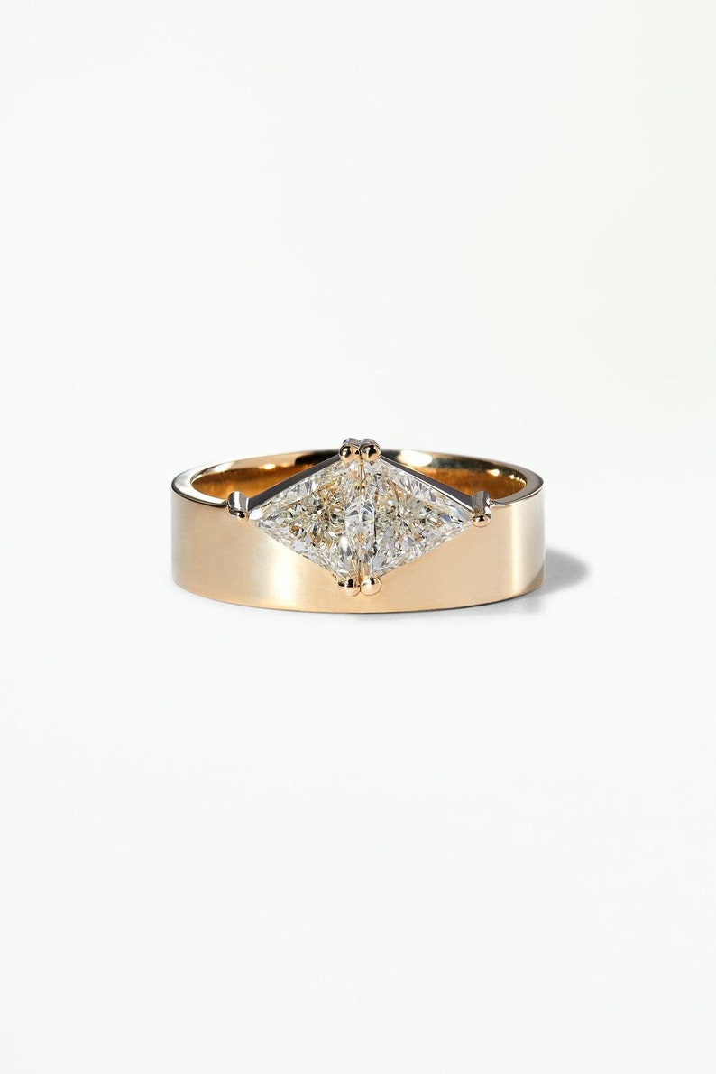 1.0CT-3.0CT Toi et Moi Trillion Moissanite Cigar Band Engagement Ring –  Gold Mercado