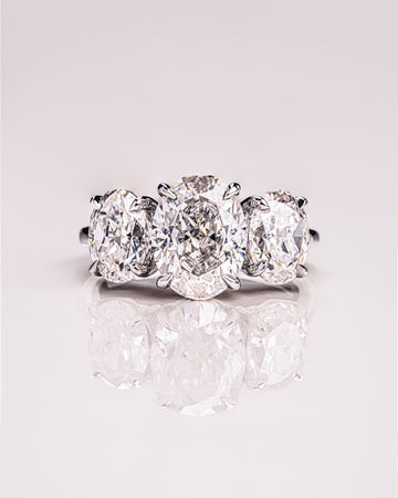 1.0-3.0 CT Oval E/VS1 CVD Diamond Three Stone Engagement Ring