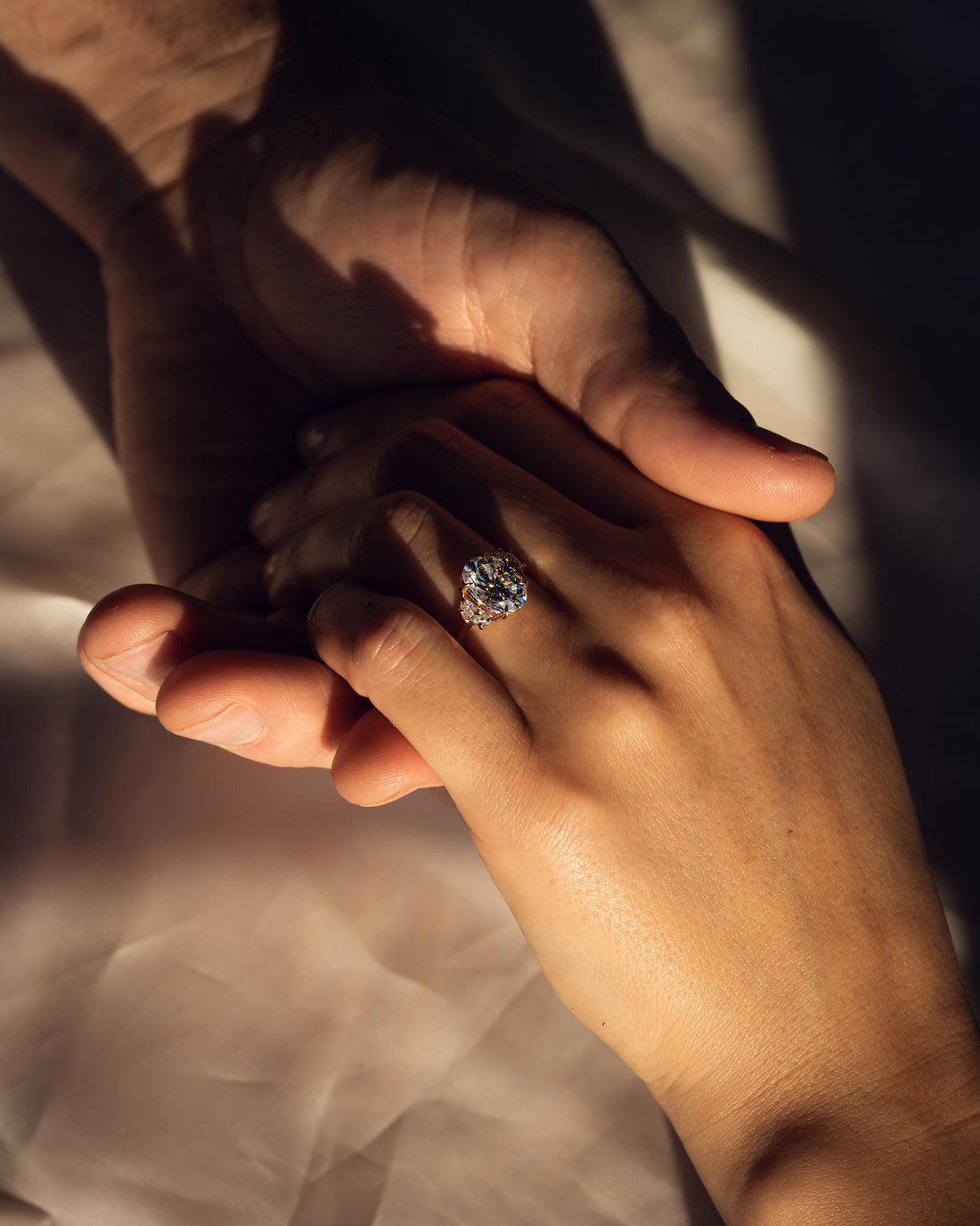 1.0 - 3.0 CT Oval CVD Diamond Three Stones Engagement Ring