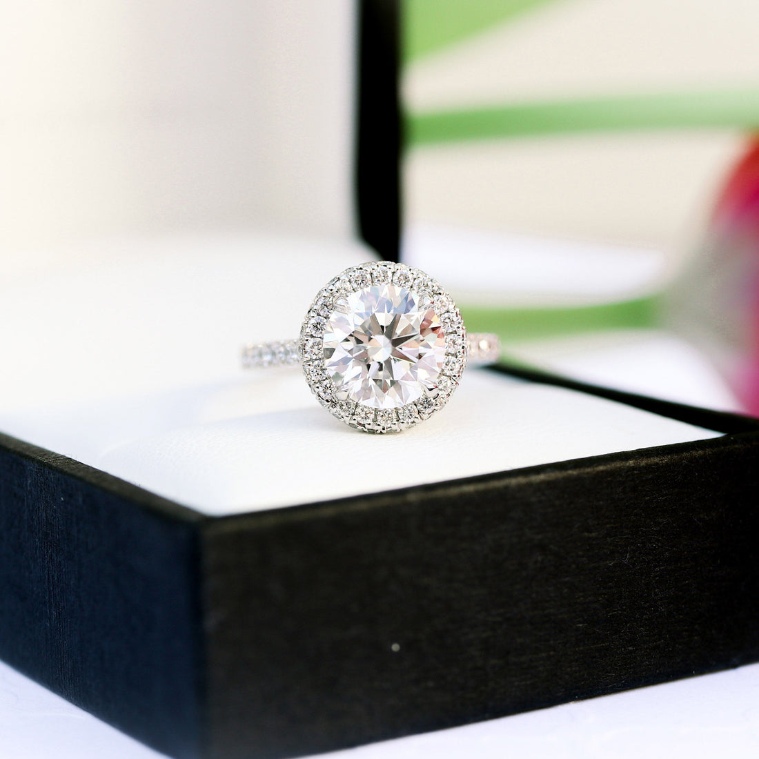 2.0CT Round Brilliant Cut Moissanite Halo Engagement Ring