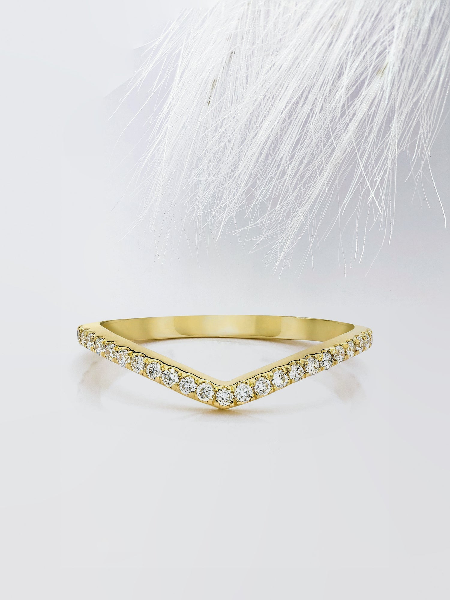 Round Cut Moissanite Curved Diamond Wedding Band in White Gold