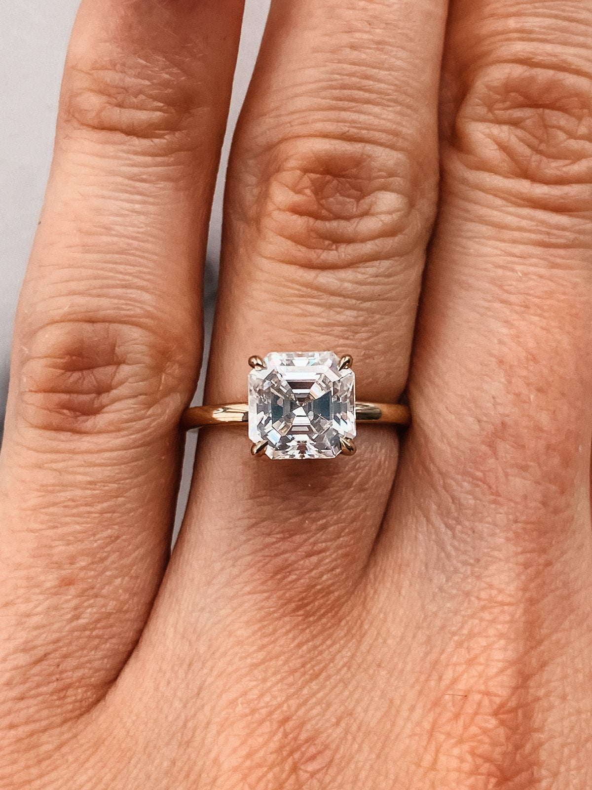 4.0CT Asscher Moissanite Solitaire Diamond Engagement Ring