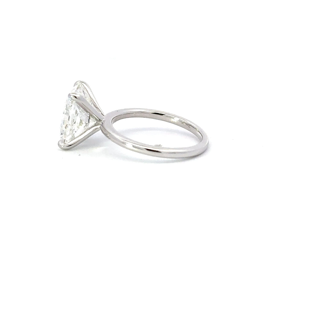 3.21-5.21 CT Radiant CVD Diamond Solitaire Engagement Ring