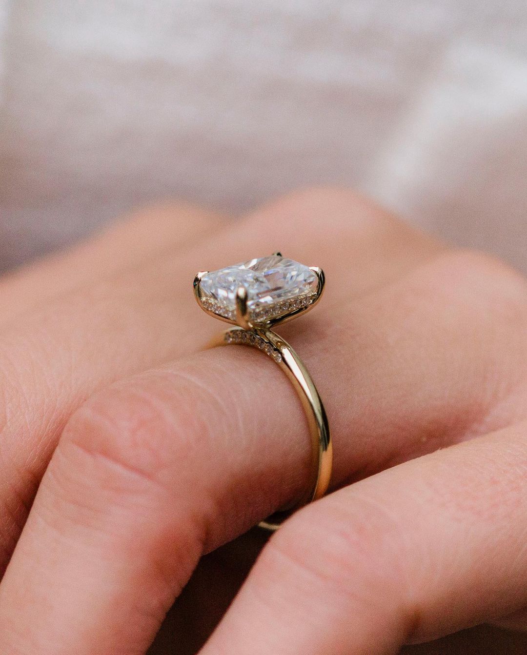 3.12 CT Radiant Solitaire Moissanite Diamond Engagement Ring