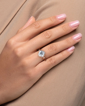 2.0 - 4.0 CT Round Cut CVD Diamond twig Engagement Ring