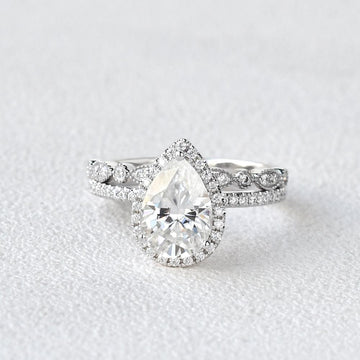 1.80CT Pear Cut Moissanite Halo Bridal Ring Set