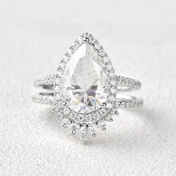 3.44CT Pear Cut Moissanite Halo Bridal Ring Set