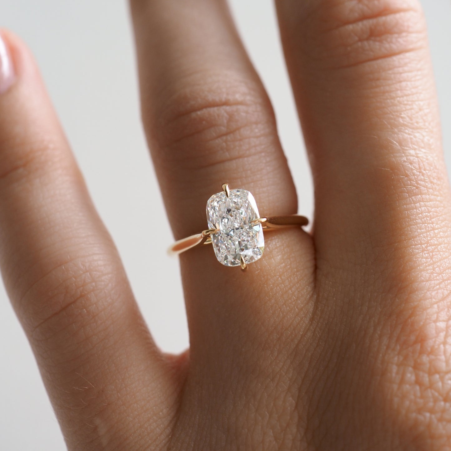 1.5-3.5 CT Elongated Cushion CVD Diamond Solitaire Engagement Ring