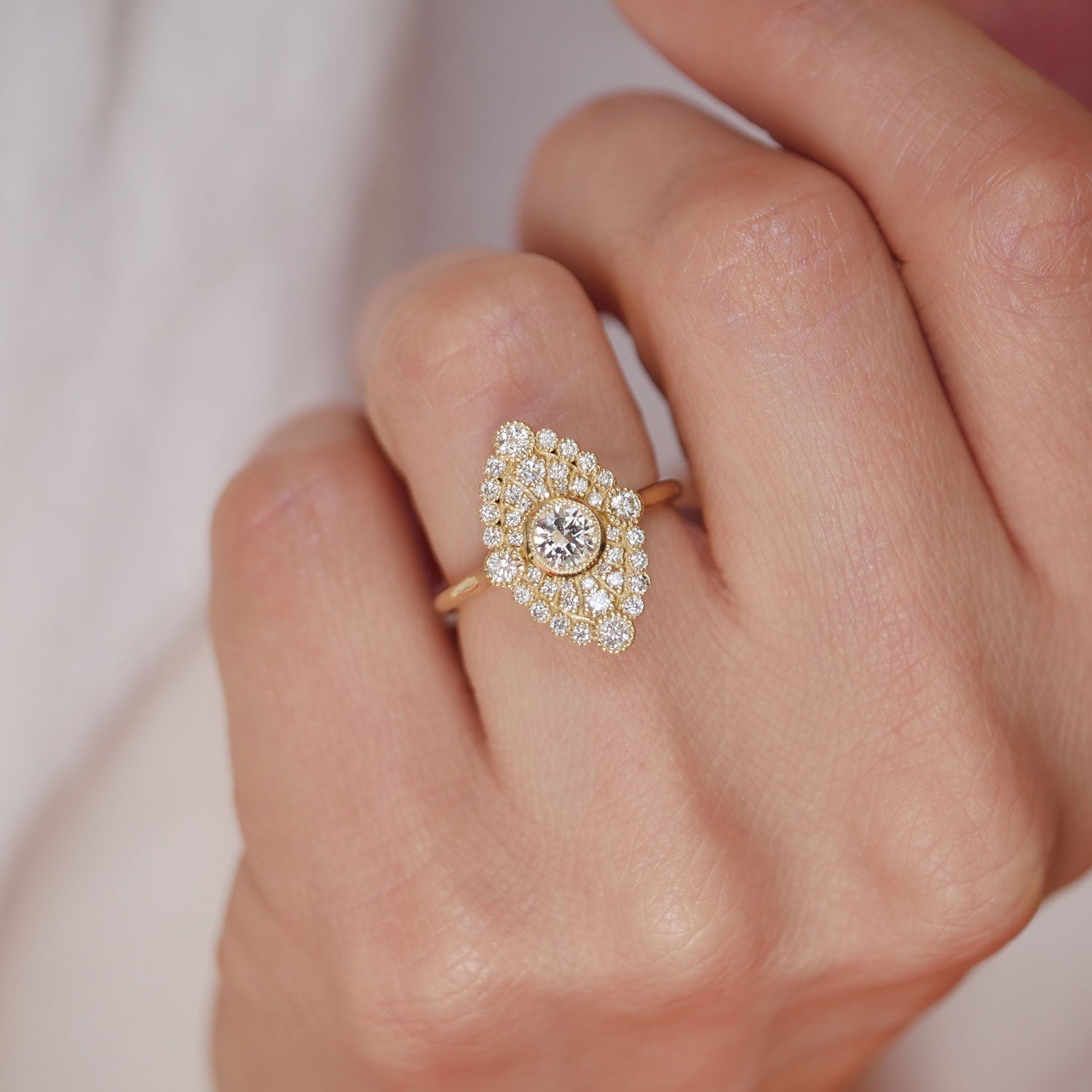 Round Cut Moissanite Diamond Vintage Milgrain Engagement Ring