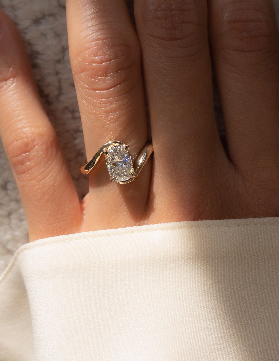 1.0CT-2.0CT Elongated Cushion Cut Moissanite Unique Bypass Engagement Ring
