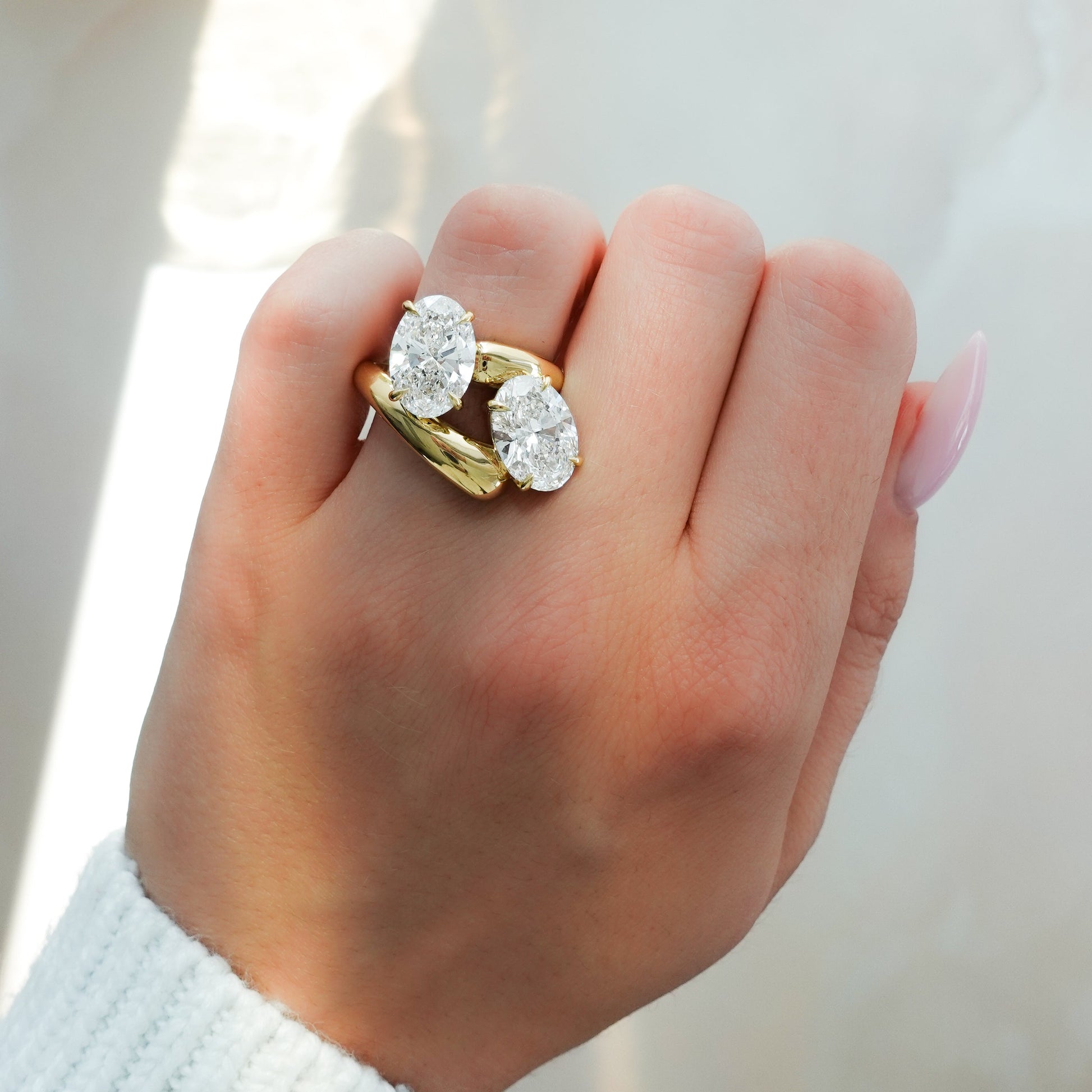 double-wrap-spiral-diamond-ring-yellow-gold.