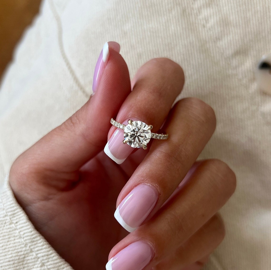 1.0 - 3.0 CT Round CVD Diamond Pave Setting  Engagement Ring