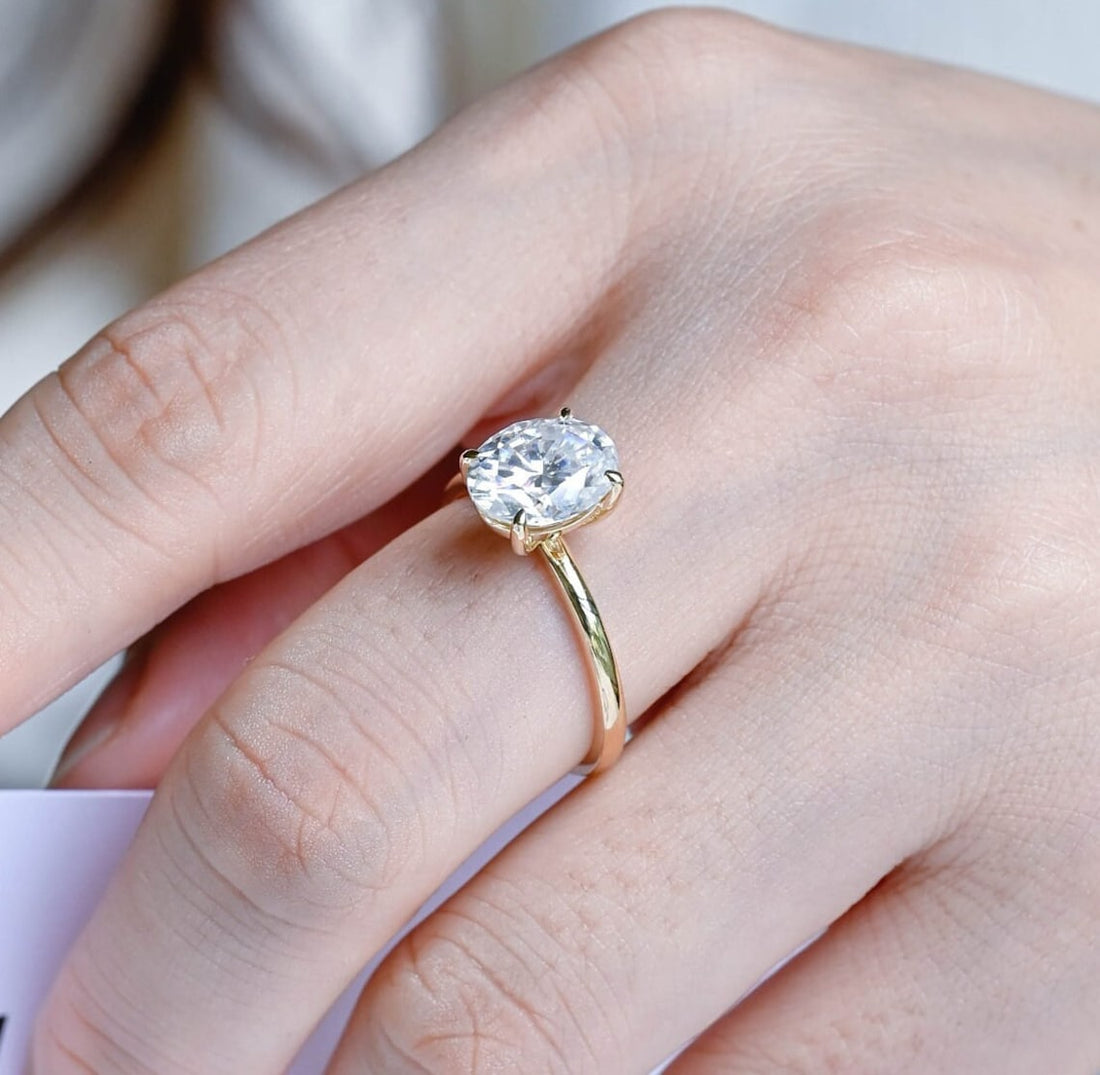 1.0 - 3.0 CT Oval CVD Diamond Solitaire Engagement Ring