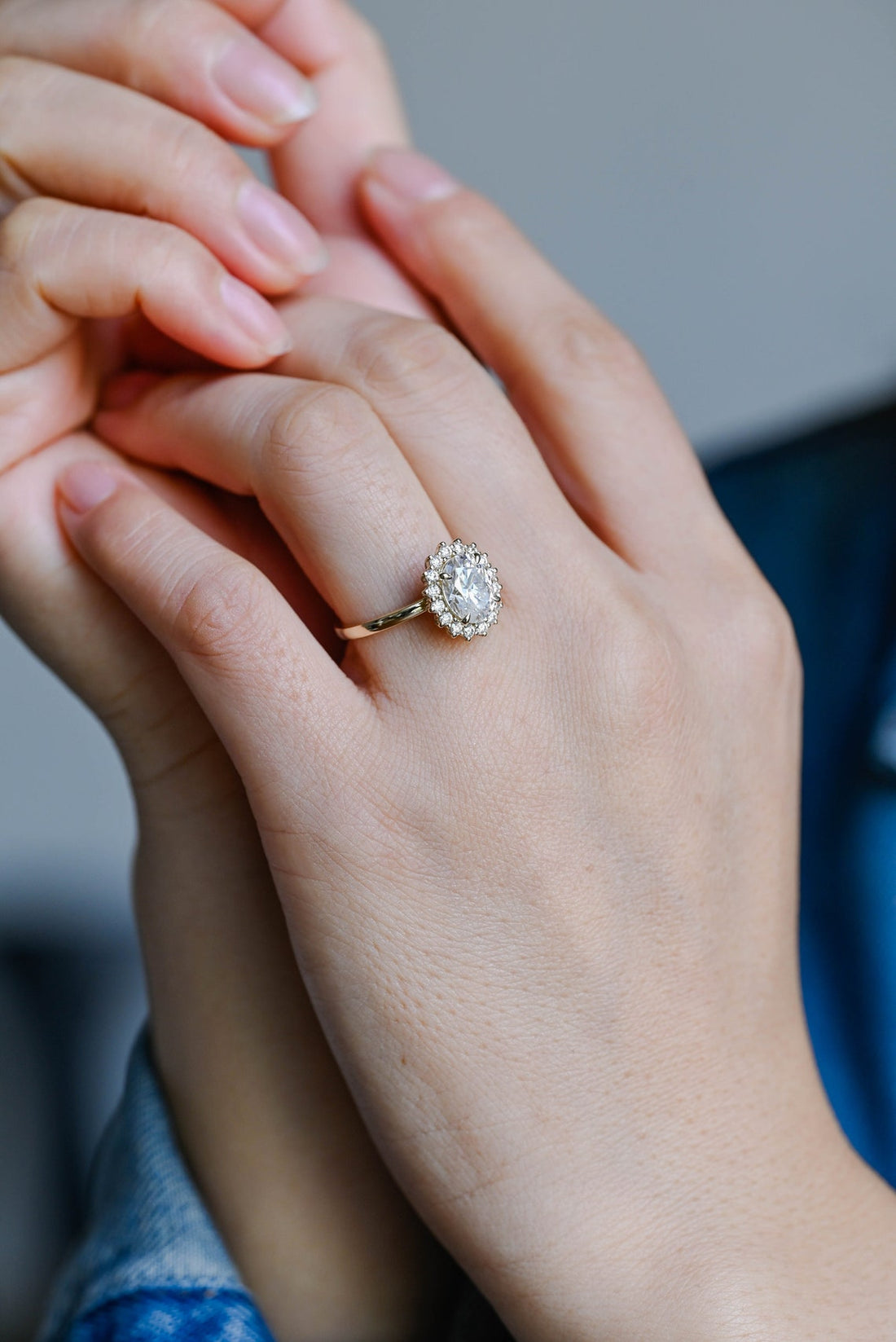 1.0 - 3.0 CT Oval CVD Diamond Halo Engagement Ring