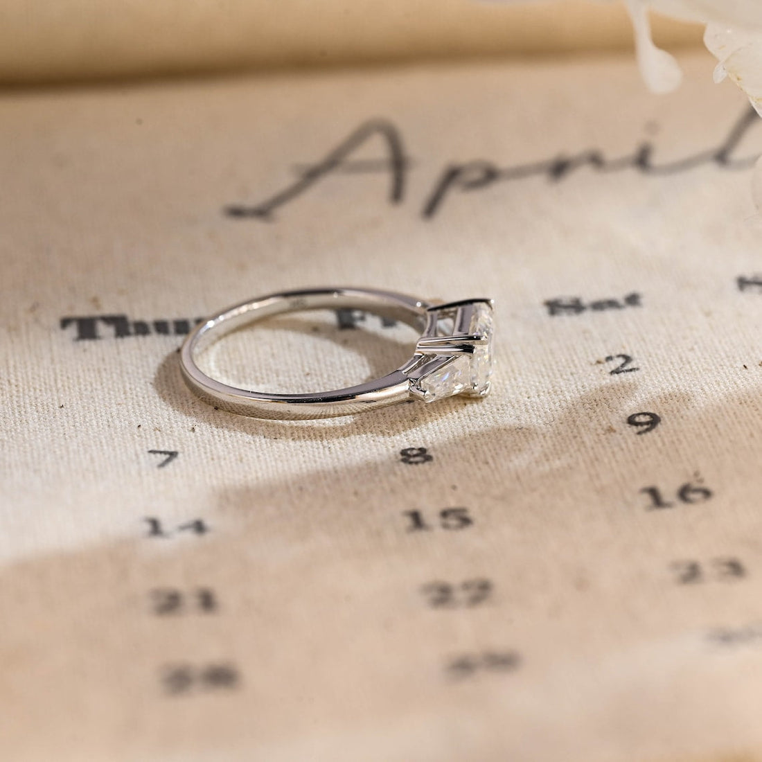 1.0-3.0 CT Emerald CVD Diamond Three Stone Style Engagement Ring