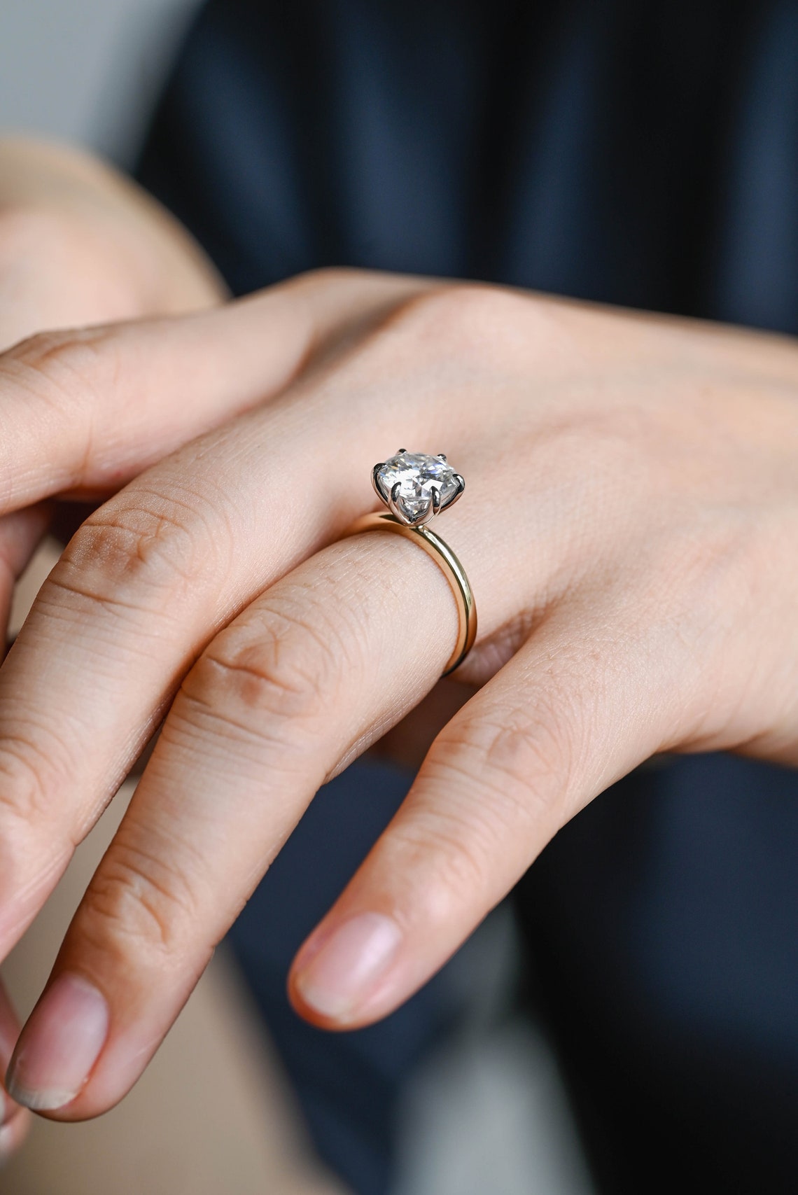1.0 - 3.0 CT Round CVD Diamond Solitaire Engagement Ring