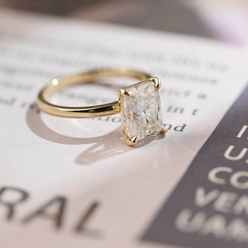 1.0-3.0 CT Radiant CVD Diamond Solitaire Engagement Ring