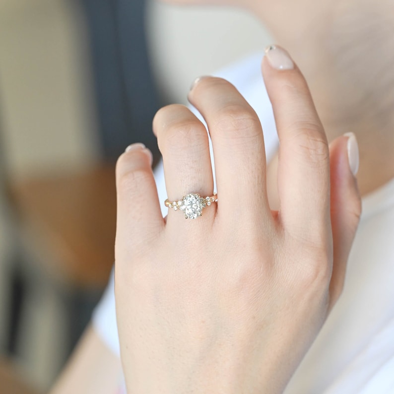 1.0-3.0 CT Oval CVD Diamond Cluster Setting Engagement Ring