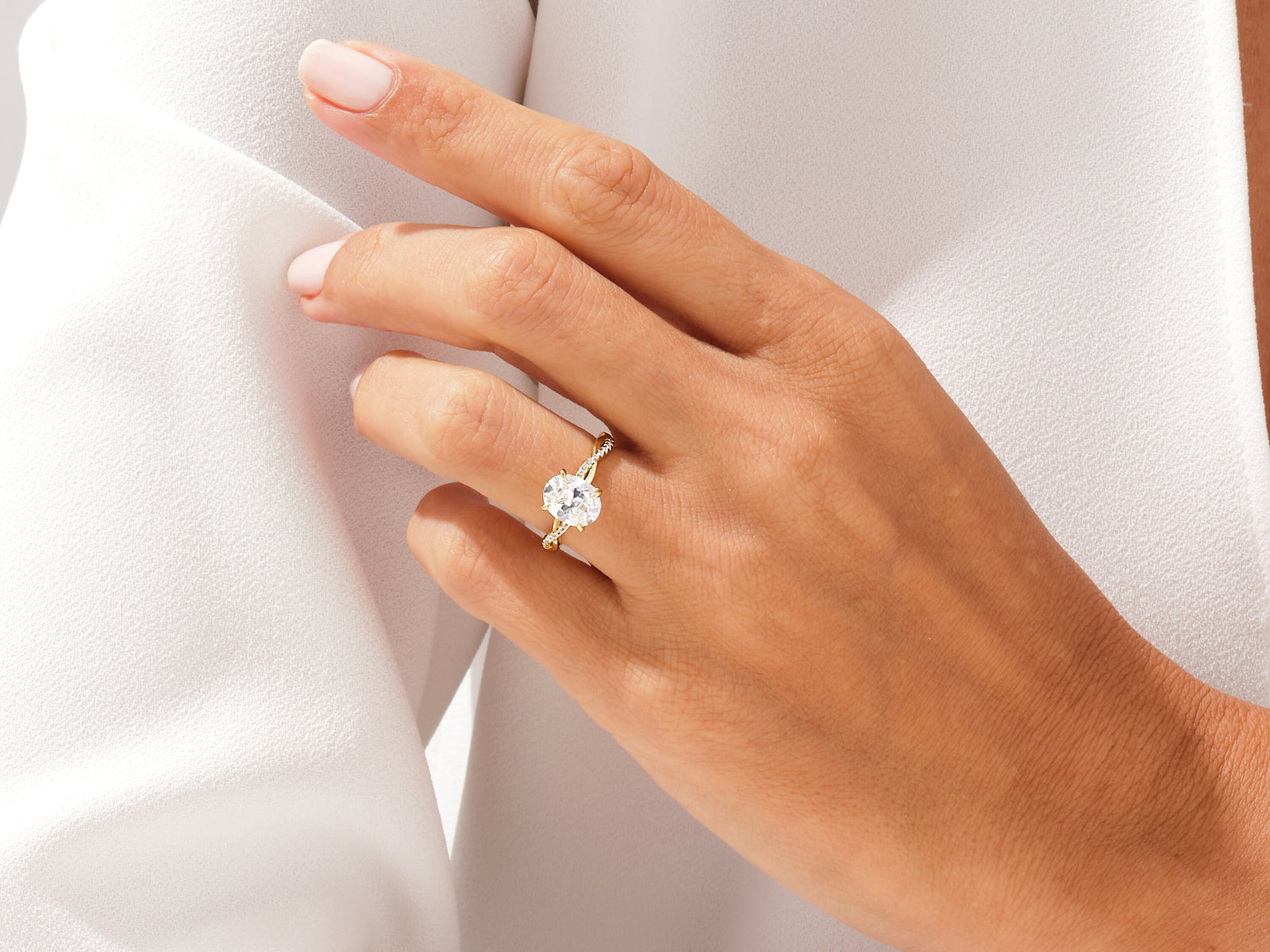 2.5 Carat Oval Twisted Moissanite Engagement Ring | Statement Ring | Promise Ring