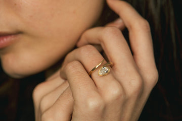 1.0CT-2.0CT Open Pear Cut Moissanite Diamond Bypass Engagement Ring