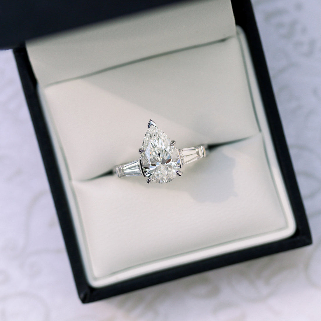 3.0CT Pear Moissanite 3 Stones Engagement Ring