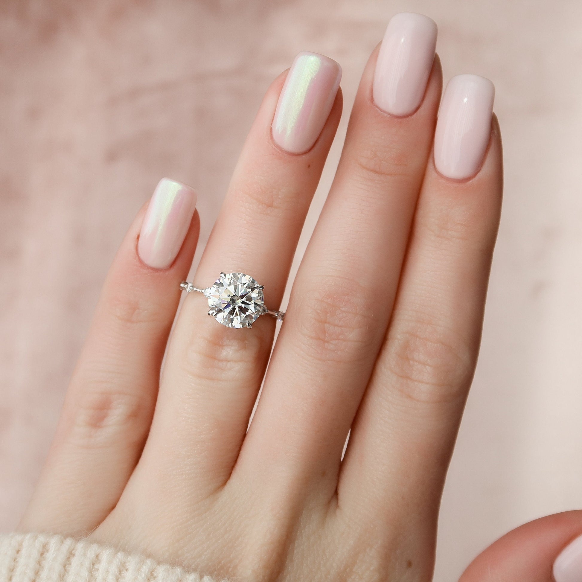minimalist-moissanite-engagement-ring-rose-gold