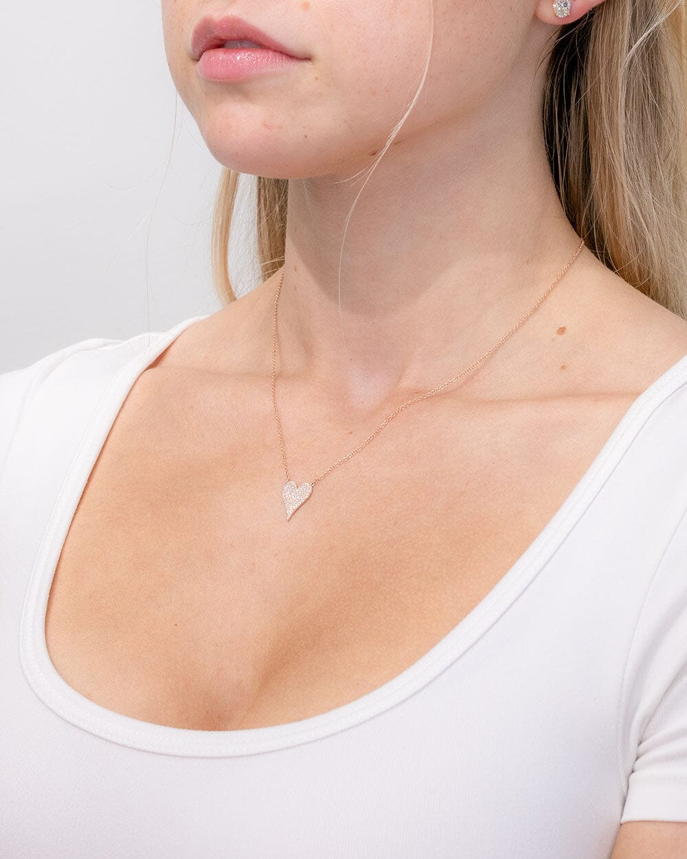 Pavé Heart Necklace Rose Gold