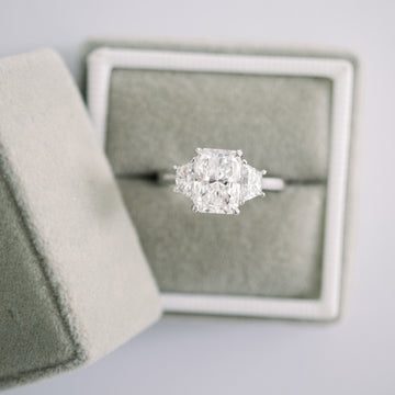 2.50CT Radiant Moissanite 3 Stones Engagement Ring