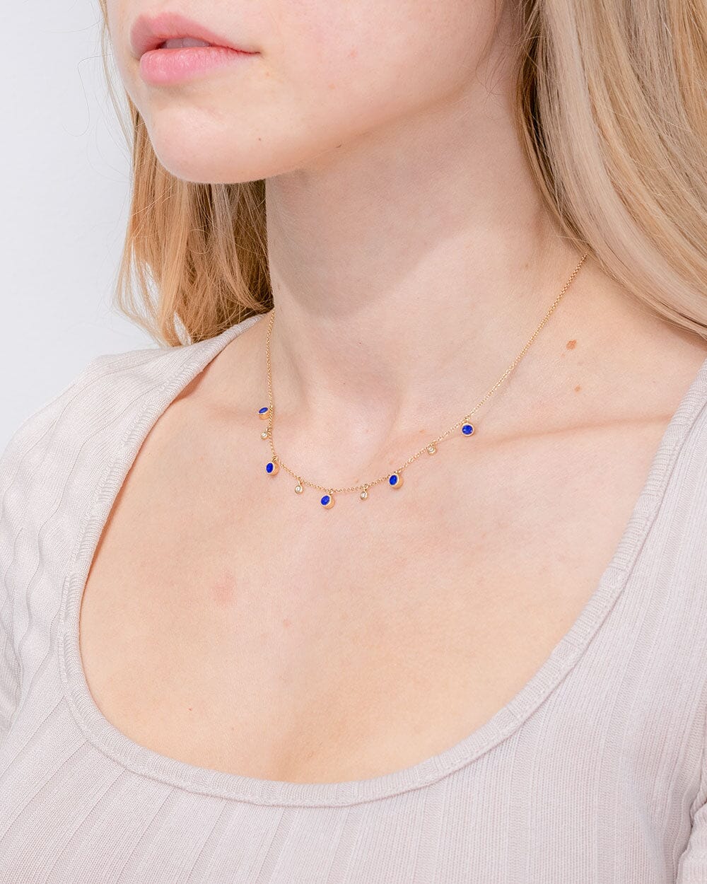 Round Bezel Lapis Lazuli and Diamonds Necklace
