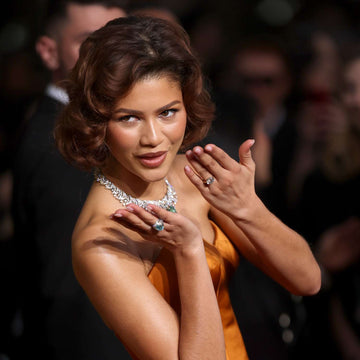 5.0 ct Cushion Cut Zendaya Engagement Ring Gold